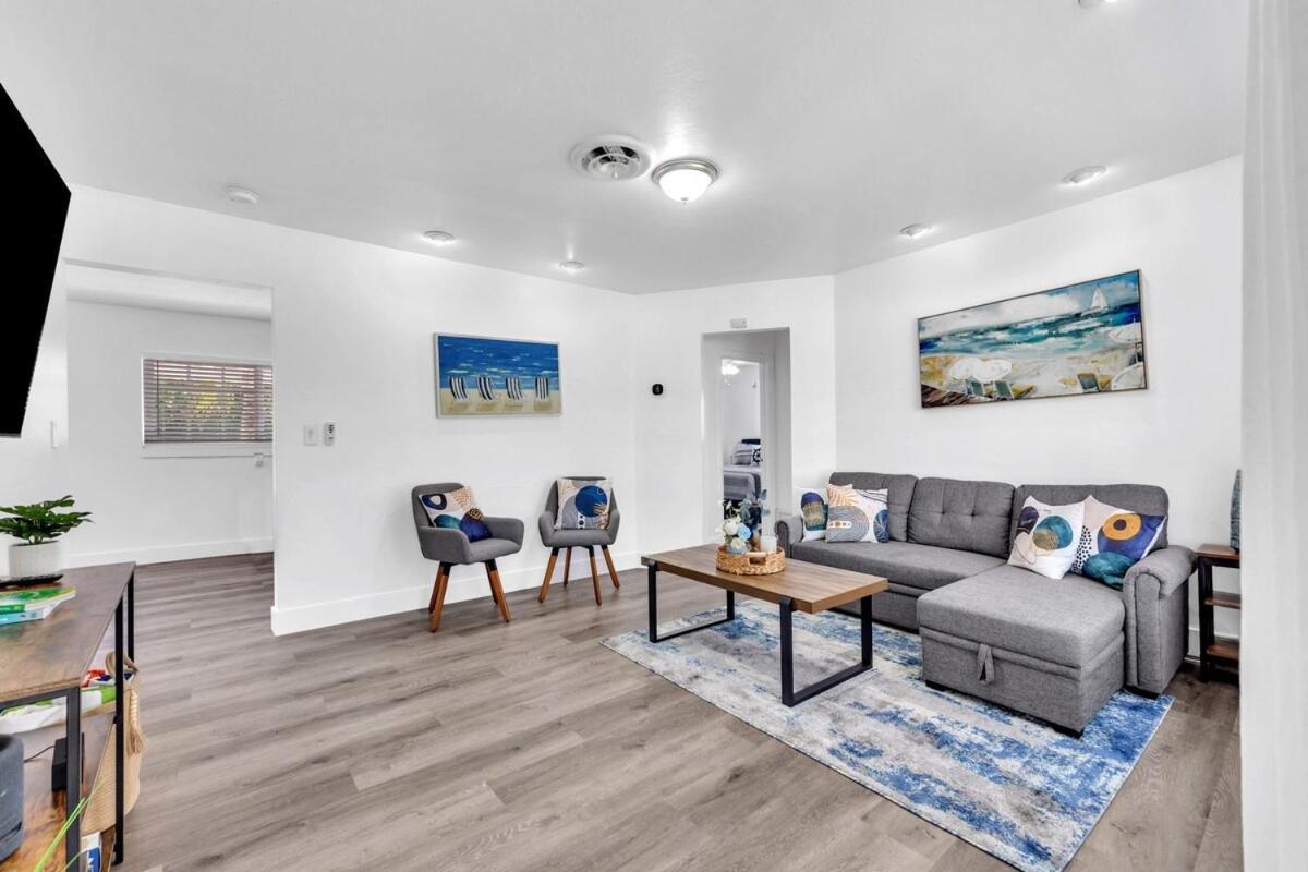 Tranquil Waterside Retreat Holiday home Fort Lauderdale